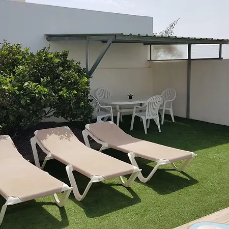 Holiday home Casa Roja - Kleine Ferienanlage Mit Salzwasser Pool Im Zentrum Tias - Fiesta Prohibidos