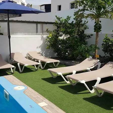 Holiday home Casa Roja - Kleine Ferienanlage Mit Salzwasser Pool Im Zentrum Tias - Fiesta Prohibidos *